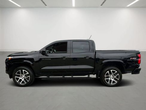 Used 2024 Chevrolet Colorado Z71 w/ Z71 Convenience Package 2 AWD/4WD image 2