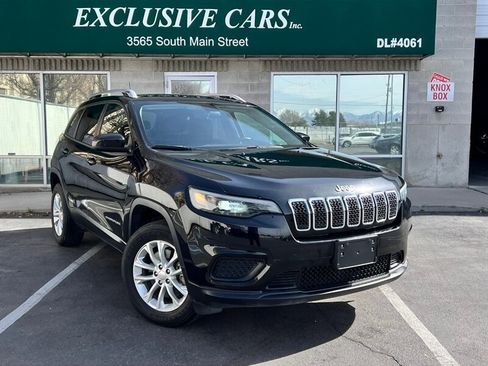 Used 2020 Jeep Cherokee Latitude w/ Cold Weather Group image 1