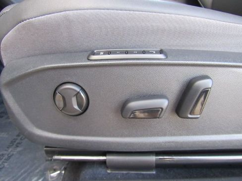 Used 2024 Volkswagen ID.4 S image 17