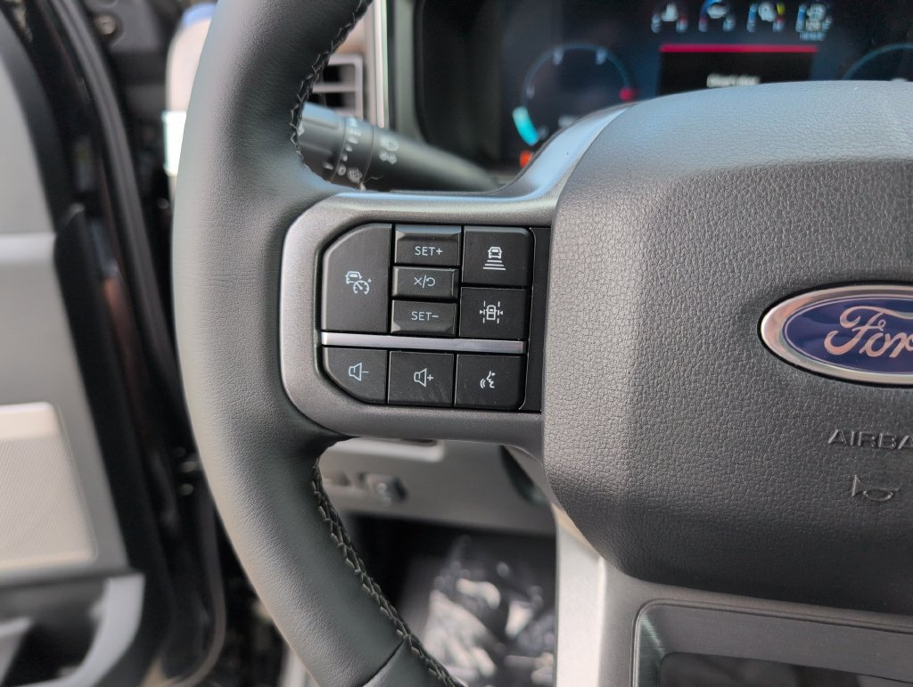 New 2026 Ford F350 Lariat w/ Black Appearance Package AWD/4WD image 29