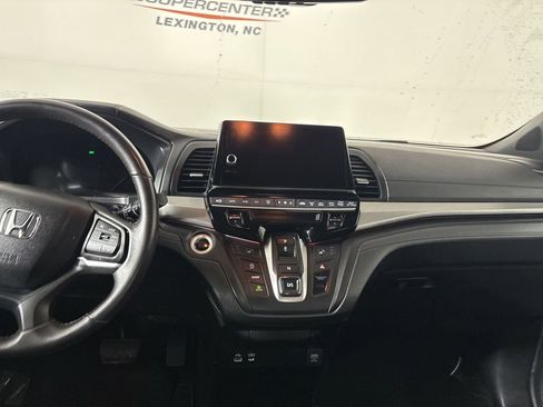 Used 2025 Honda Odyssey Sport-L image 22