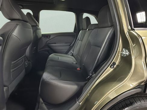 New 2026 Subaru Forester Premium AWD/4WD image 32