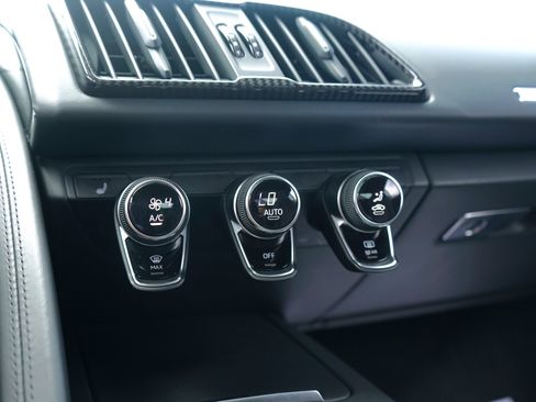 Used 2018 Audi R8 V10 plus AWD/4WD image 23