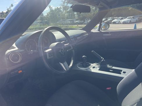 Used 2007 MAZDA MX-5 Miata Touring image 19