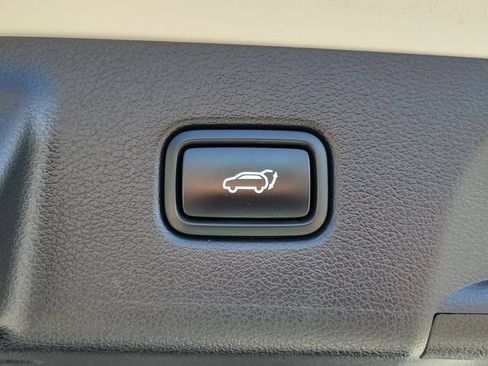 Certified 2024 Hyundai Palisade SEL FWD image 27