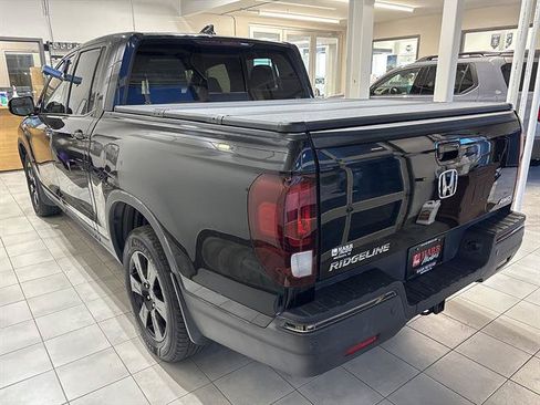 Used 2017 Honda Ridgeline Black Edition image 2