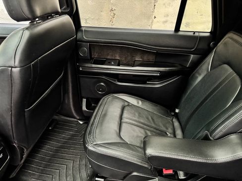 Used 2019 Ford Expedition Max Limited w/ Texas Edition Package RWD image 30