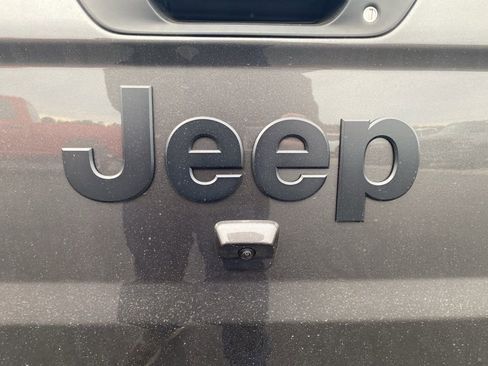 New 2026 Jeep Gladiator Sport image 12