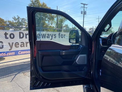 Used 2023 Ford F150 Lariat w/ Equipment Group 502A High image 15