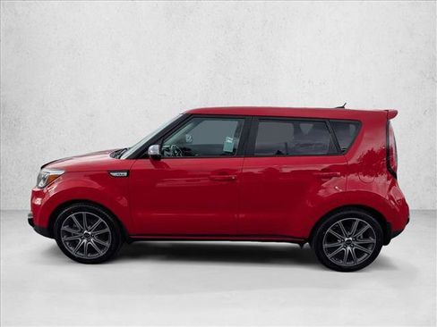 Used 2017 Kia Soul ! w/ Tech Package FWD image 9