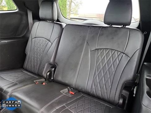 Used 2023 Buick Enclave Avenir w/ Avenir Technology Package image 18