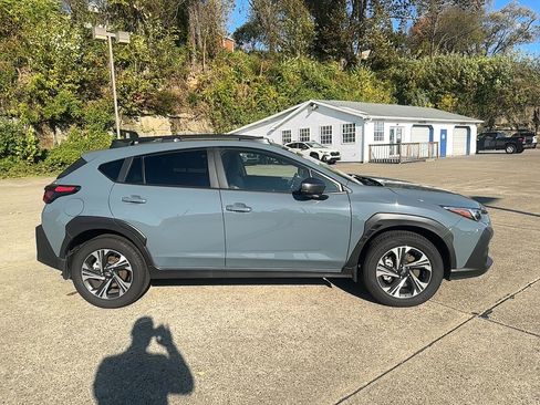 Certified 2024 Subaru Crosstrek 2.0i Premium image 3