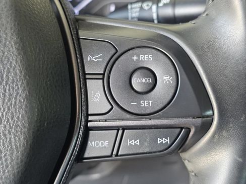 Used 2022 Toyota Camry SE FWD image 24