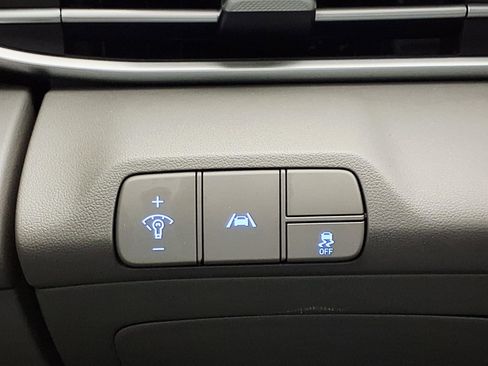 Certified 2023 Hyundai Elantra SEL w/ Convenience Package FWD image 22