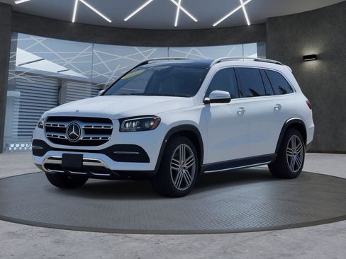 Used 2022 Mercedes-Benz GLS 450 4MATIC image 2