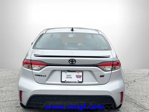 Used 2022 Toyota Corolla SE image 24