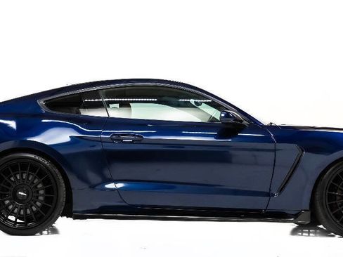 Used 2018 Ford Mustang GT image 5