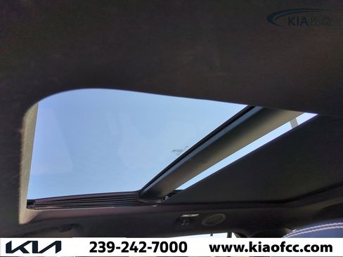 Used 2022 Ford Explorer ST w/ Equipment Group 401A image 21