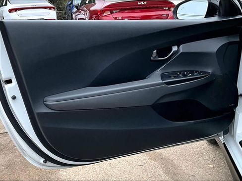 Used 2020 Hyundai Veloster Turbo Ultimate image 19