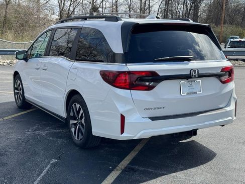 Certified 2025 Honda Odyssey EX-L image 8