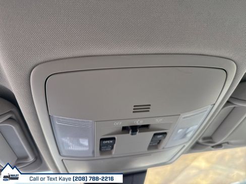 Used 2016 Toyota RAV4 Limited image 27