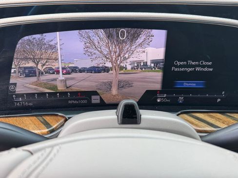 Used 2022 Cadillac Escalade Premium Luxury Platinum image 24