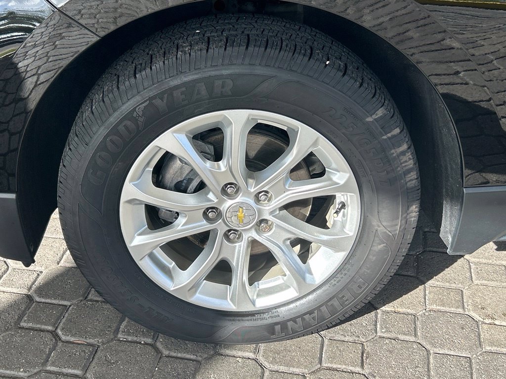 Used 2020 Chevrolet Equinox LS w/ LS Convenience Package FWD image 18