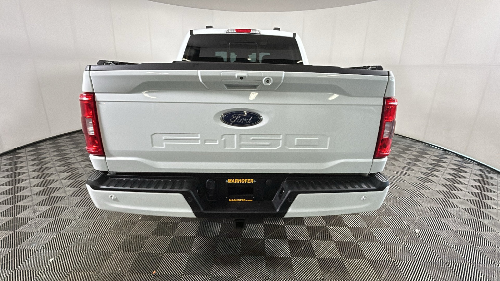Used 2022 Ford F150 XLT w/ Equipment Group 302A High AWD/4WD image 4