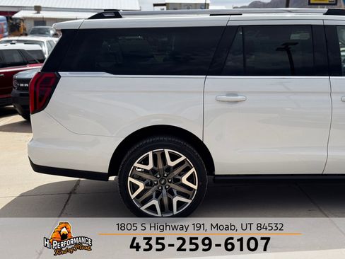 New 2026 Ford Expedition Max Platinum w/ Platinum Ultimate Package AWD/4WD image 6