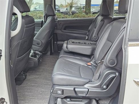 Used 2024 Honda Odyssey Touring image 11
