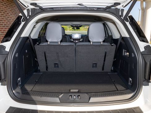 New 2025 Ford Explorer Active w/ Active Comfort Package image 26