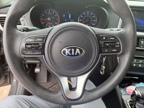 Used 2016 Kia Optima LX FWD image 10
