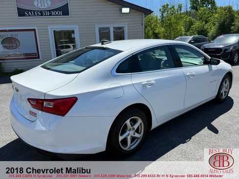 Used 2018 Chevrolet Malibu LS w/ LPO, Convenience Package 1 FWD image 3