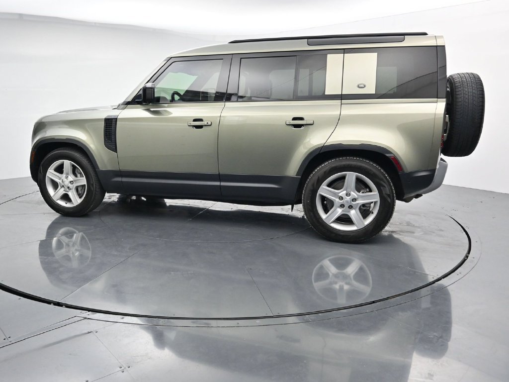 Used 2021 Land Rover Defender 110 SE AWD/4WD image 5