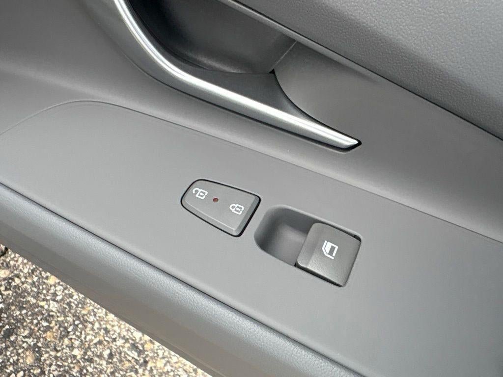 New 2026 Hyundai Elantra Sport FWD image 71