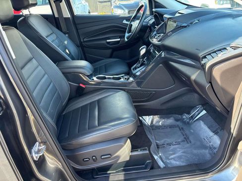 Used 2016 Ford Escape Titanium image 16