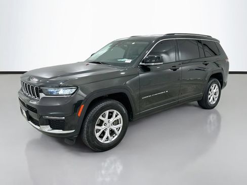 Used 2022 Jeep Grand Cherokee L Limited RWD image 3