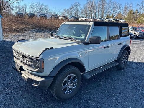 Used 2022 Ford Bronco Big Bend image 2