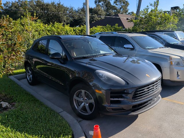 Used 2021 Porsche Macan AWD/4WD image 1