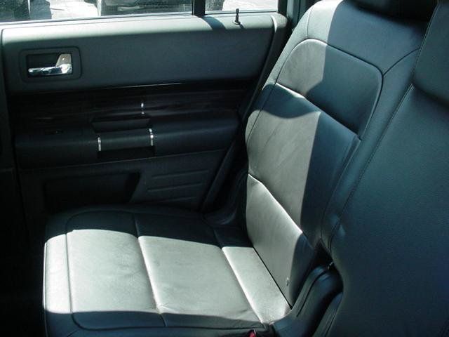 Used 2018 Ford Flex SEL w/ Equipment Group 202A FWD image 14