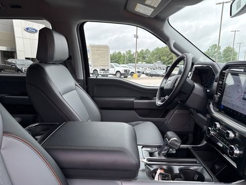 New 2025 Ford F150 Lariat w/ Equipment Group 501A Mid image 16