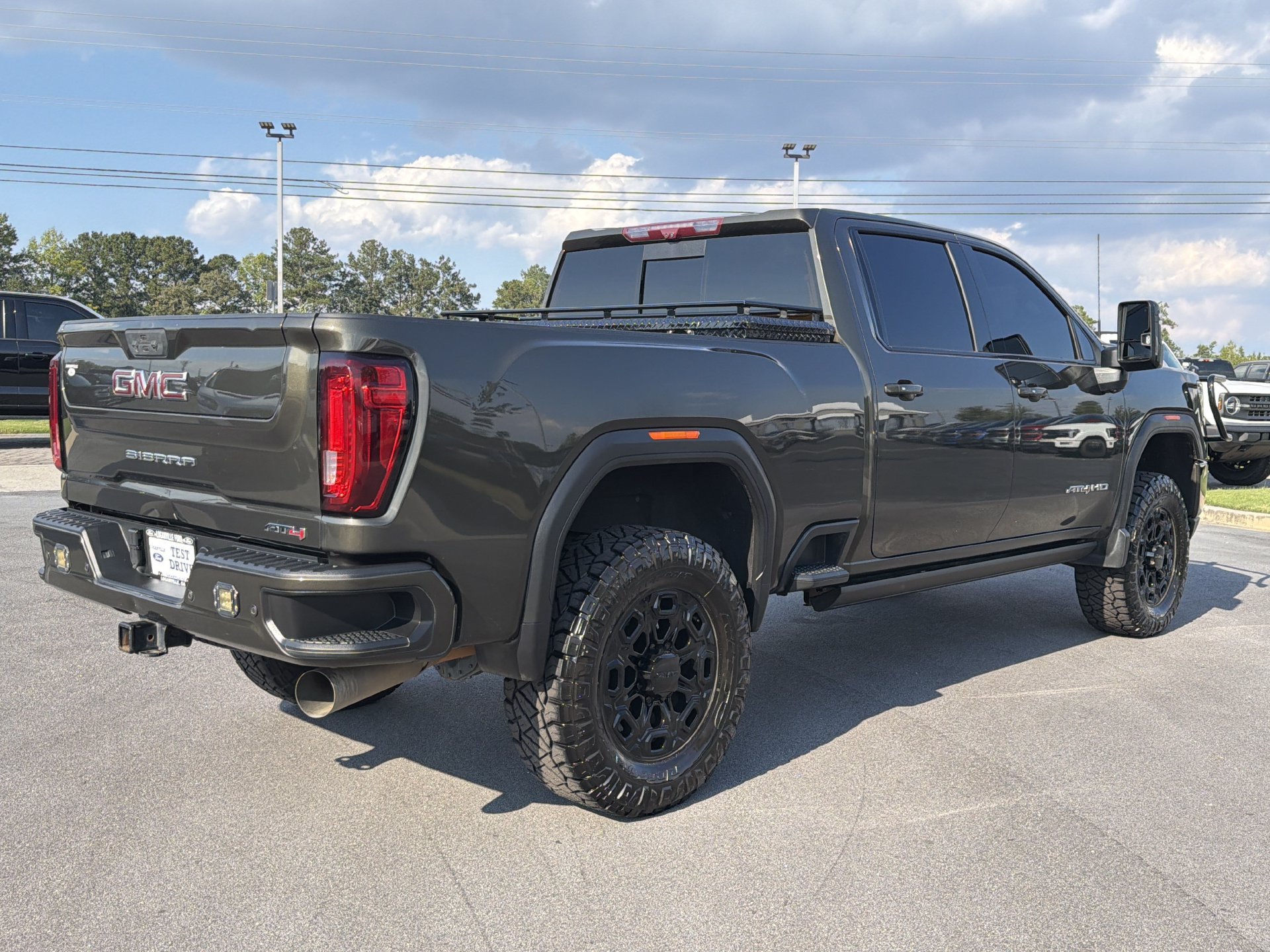 Used 2022 GMC Sierra 2500 AT4 w/ AT4 Premium Plus Package AWD/4WD image 35