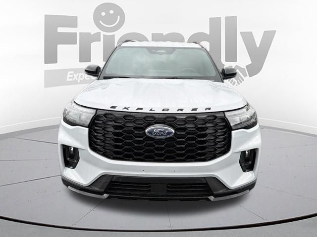 Used 2026 Ford Explorer ST-Line w/ ST-Line Street Pack AWD/4WD image 14