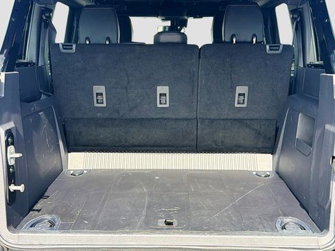 Used 2022 Ford Bronco Badlands image 12