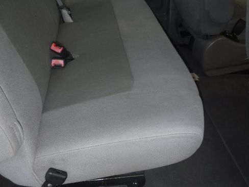 Used 2008 Ford E-350 and Econoline 350 XLT RWD image 27