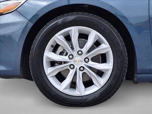 Used 2024 Chevrolet Malibu LT FWD image 24