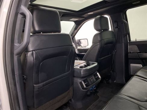 Used 2022 Ford F150 Platinum w/ FX4 Off-Road Package image 15