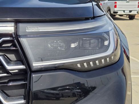 Used 2025 Ford Explorer Platinum w/ LUX Leather Package AWD/4WD image 33