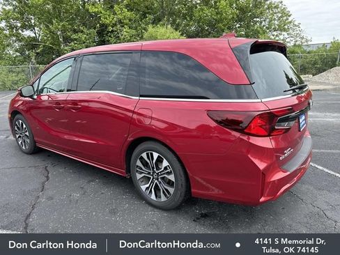 Used 2026 Honda Odyssey Elite image 6