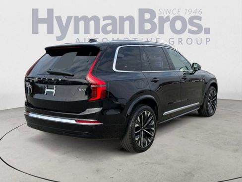 Used 2025 Volvo XC90 B6 Plus image 3
